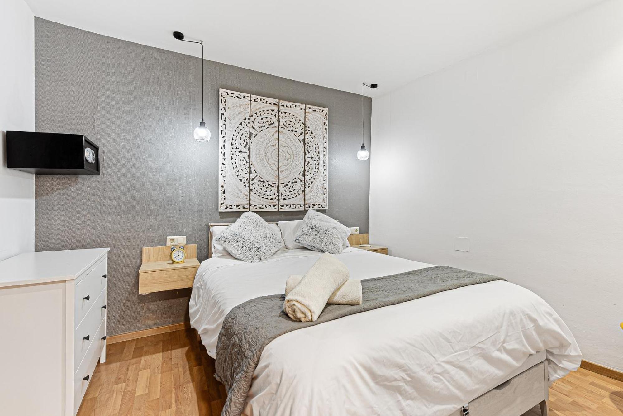 Urbanchicmalaga 2Bedroom Oasis In Historic Malaga Centre Extérieur photo